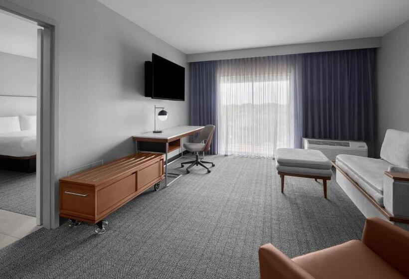 فندق Courtyard Tampa Oldsmar