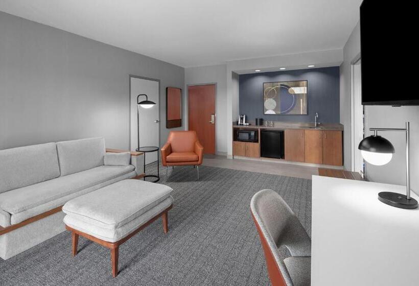 فندق Courtyard Tampa Oldsmar