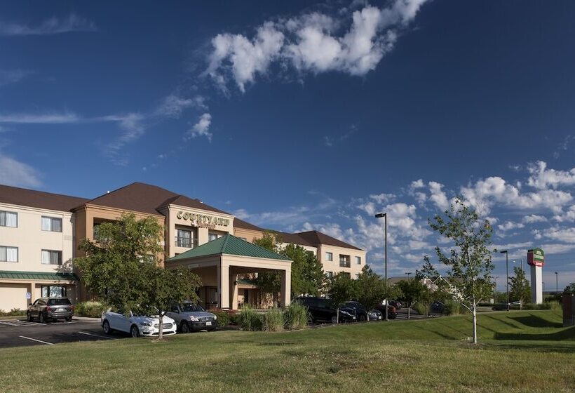 酒店 Courtyard By Marriott Wichita East