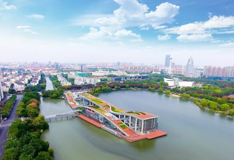 Otel Crowne Plaza Shanghai Xiayang Lake, An Ihg