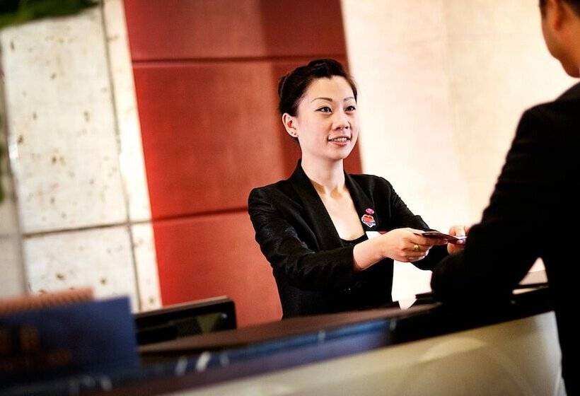 호텔 Crowne Plaza Shanghai Xiayang Lake, An Ihg