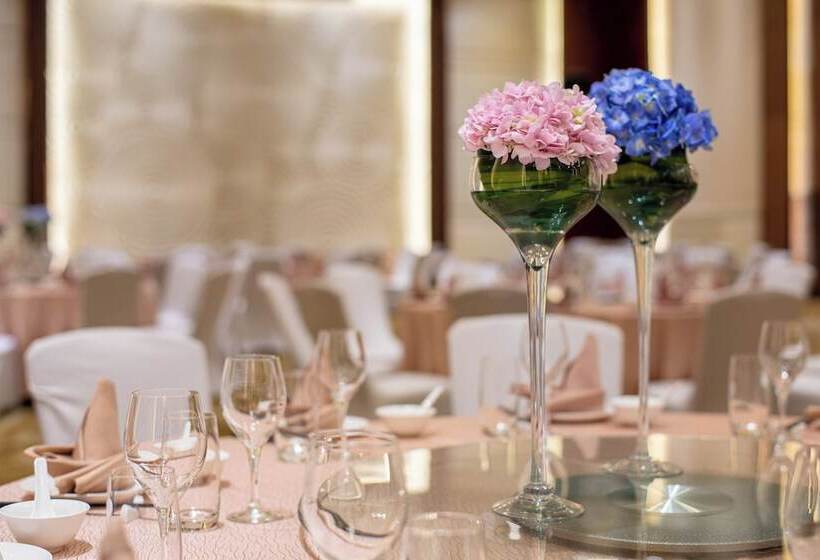 Otel Crowne Plaza Shanghai Xiayang Lake, An Ihg