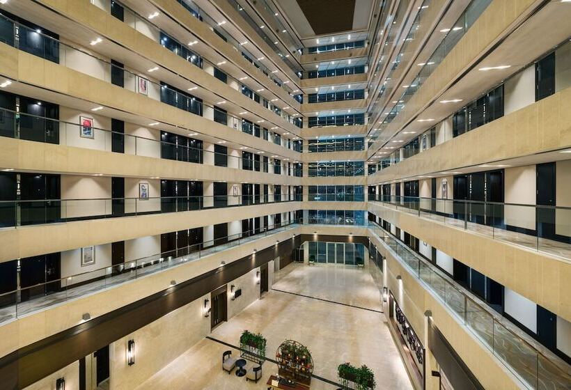 호텔 Crowne Plaza Shanghai Xiayang Lake, An Ihg