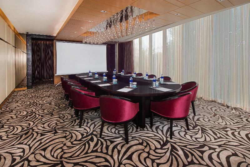 호텔 Crowne Plaza Shanghai Xiayang Lake, An Ihg