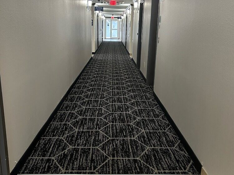 هتل Days Inn By Wyndham Baton Rouge I 10