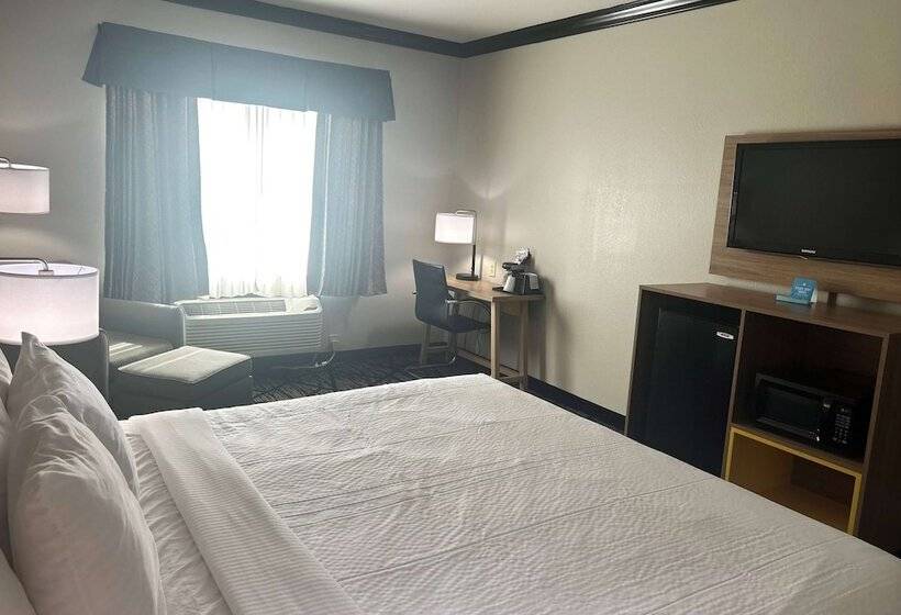 هتل Days Inn By Wyndham Baton Rouge I 10