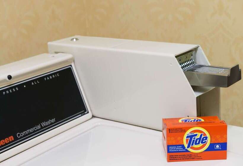 Отель Days Inn By Wyndham Grayling