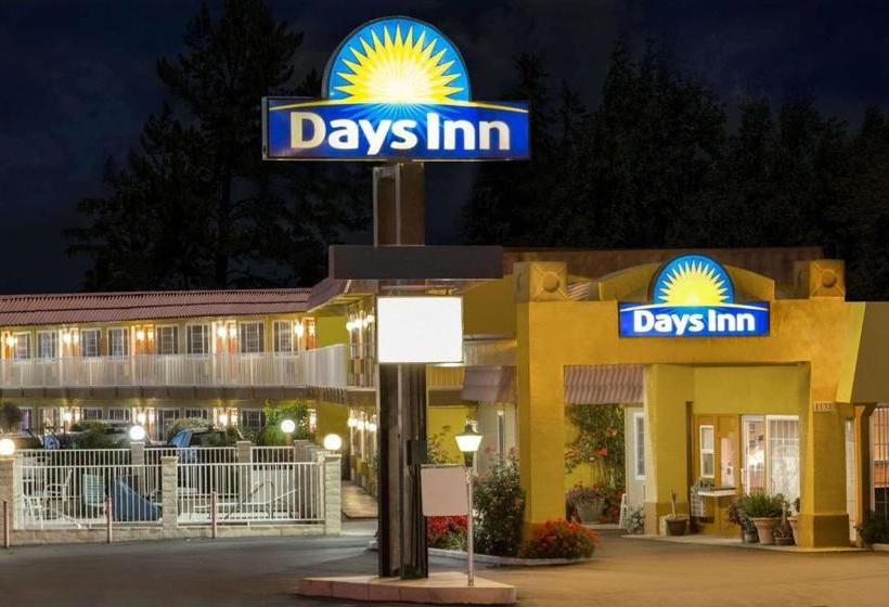 호텔 Days Inn By Wyndham King City
