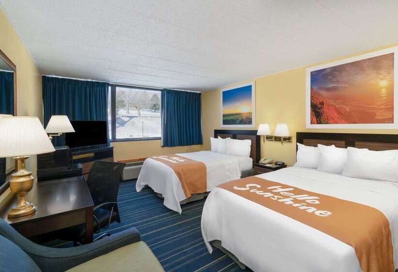 هتل Days Inn By Wyndham Scranton Pa