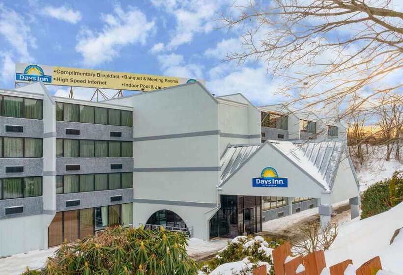 ホテル Days Inn By Wyndham Scranton Pa
