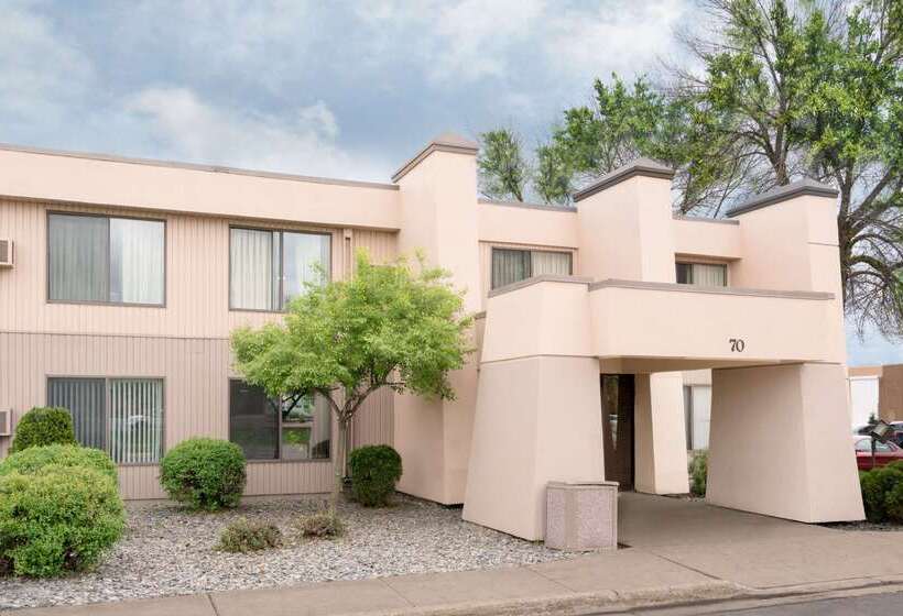 فندق Days Inn By Wyndham St Cloud