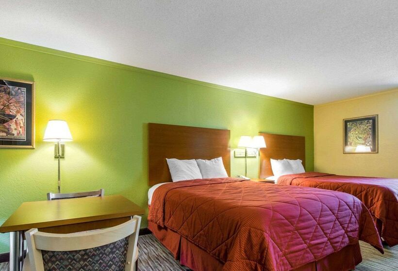 בית מלון כפרי Econo Lodge