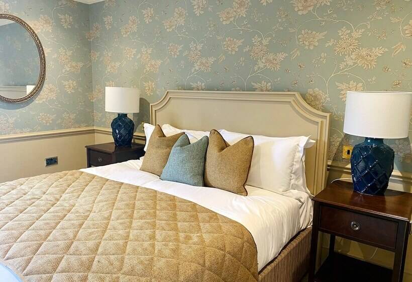 ホテル Ellenborough Park