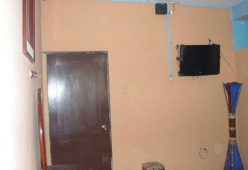 בית מלון כפרי Eloy Alfaro   Hostel