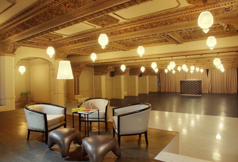 Отель Esplendor By Wyndham Montevideo Cervantes