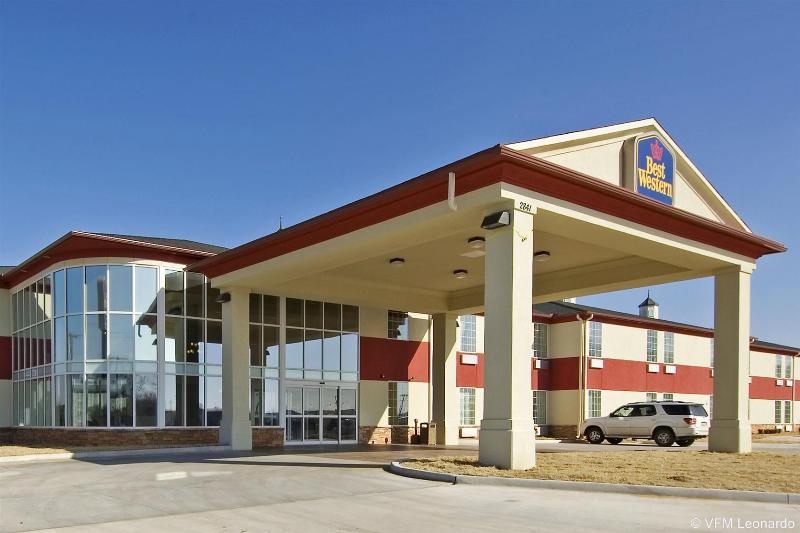 فندق Express Inn & Suites