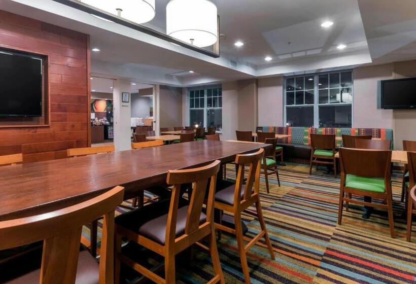 فندق Fairfield Inn Kansas City Downtown/union Hill