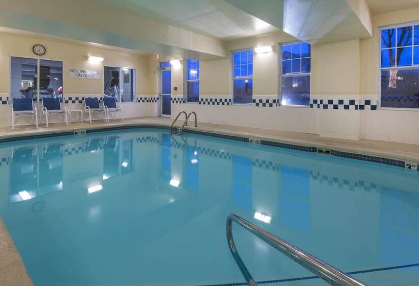 فندق Fairfield Inn Kansas City Downtown/union Hill