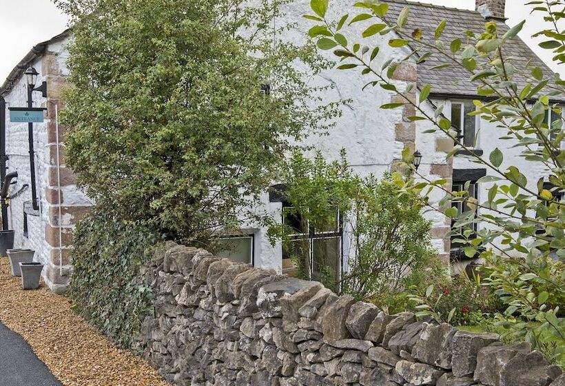 هتل Hawthorn Farm Guest House