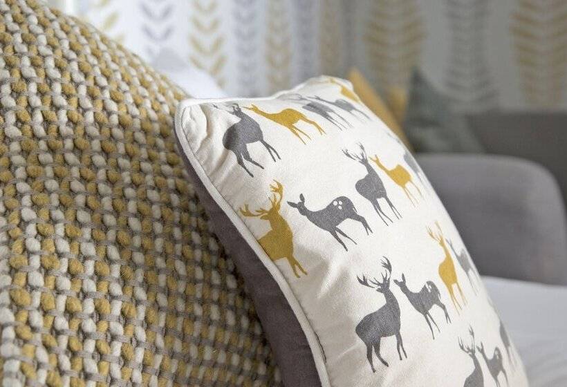 هتل Hawthorn Farm Guest House