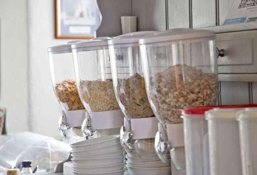 هتل Hawthorn Farm Guest House