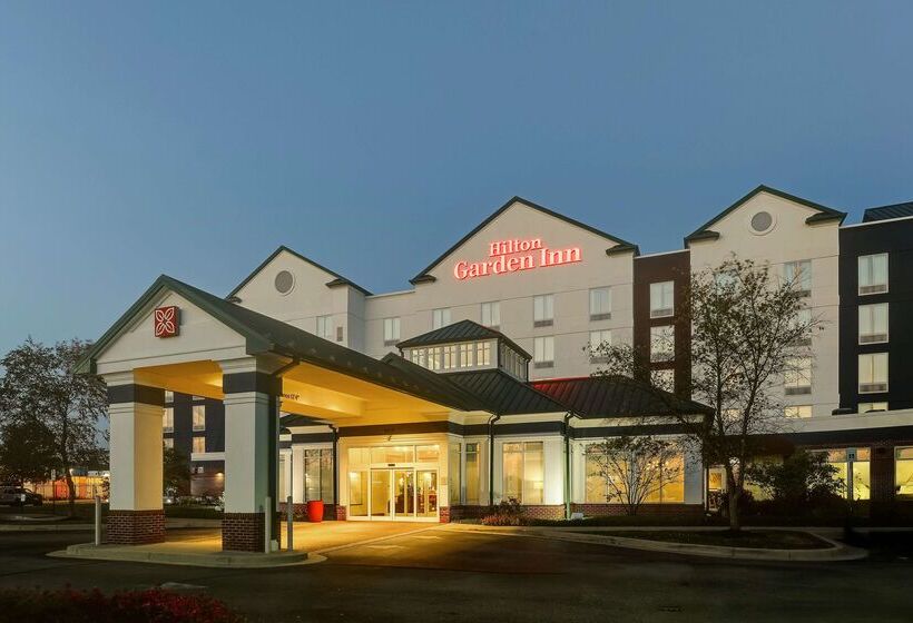 בית מלון כפרי Hilton Garden Inn Indianapolis Airport