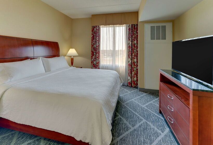 בית מלון כפרי Hilton Garden Inn Indianapolis Airport