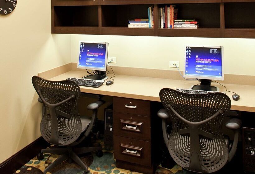 هتل Hilton Garden Inn Sioux Falls South