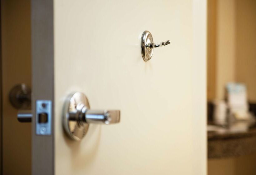 בית מלון כפרי Hilton Garden Inn Sioux Falls South