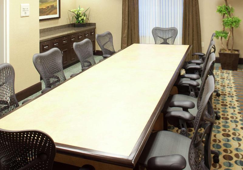 בית מלון כפרי Hilton Garden Inn Sioux Falls South