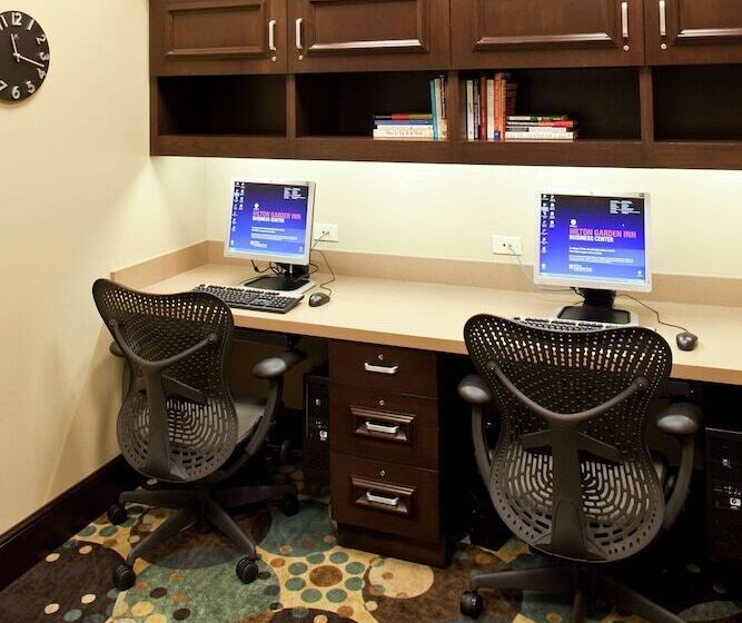 בית מלון כפרי Hilton Garden Inn Sioux Falls South