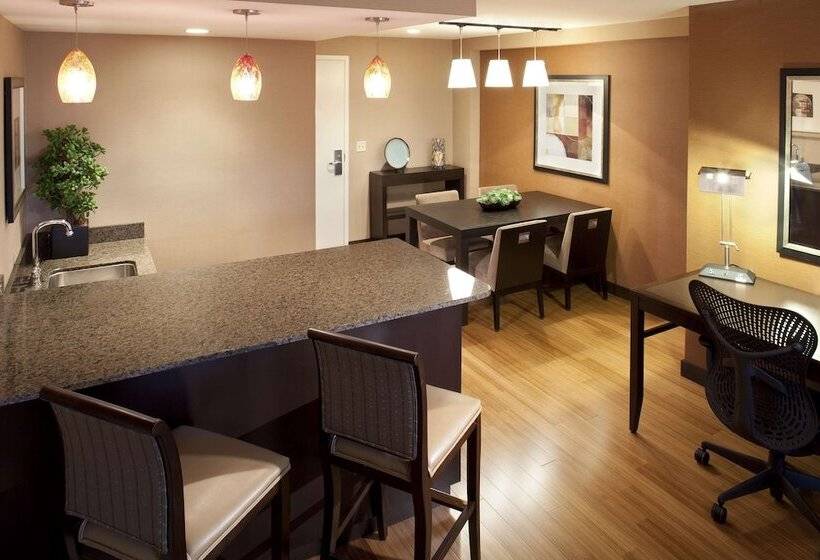 בית מלון כפרי Hilton Garden Inn Sioux Falls South