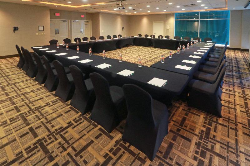 فندق Holiday Inn Reynosa Industrial Poniente, An Ihg