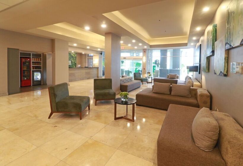 فندق Holiday Inn Reynosa Industrial Poniente, An Ihg