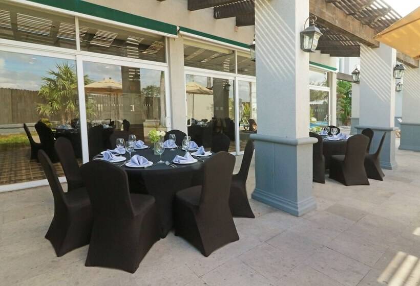 فندق Holiday Inn Reynosa Industrial Poniente, An Ihg