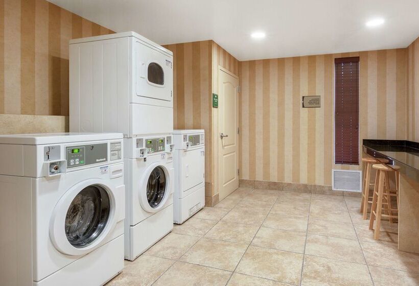 فندق Homewood Suites By Hilton Sacramento Airport Natomas