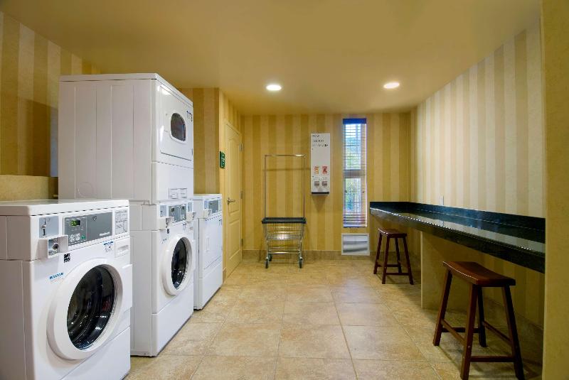 فندق Homewood Suites By Hilton Sacramento Airport Natomas