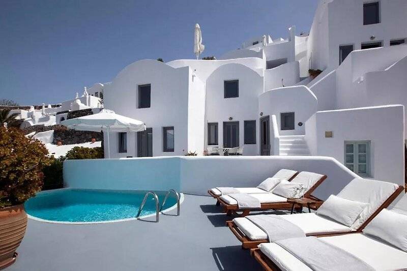 هتل Ikies Santorini