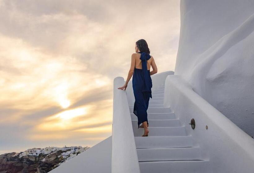 هتل Ikies Santorini