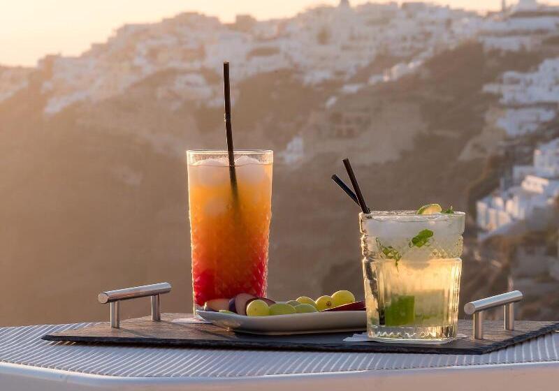 هتل Ikies Santorini