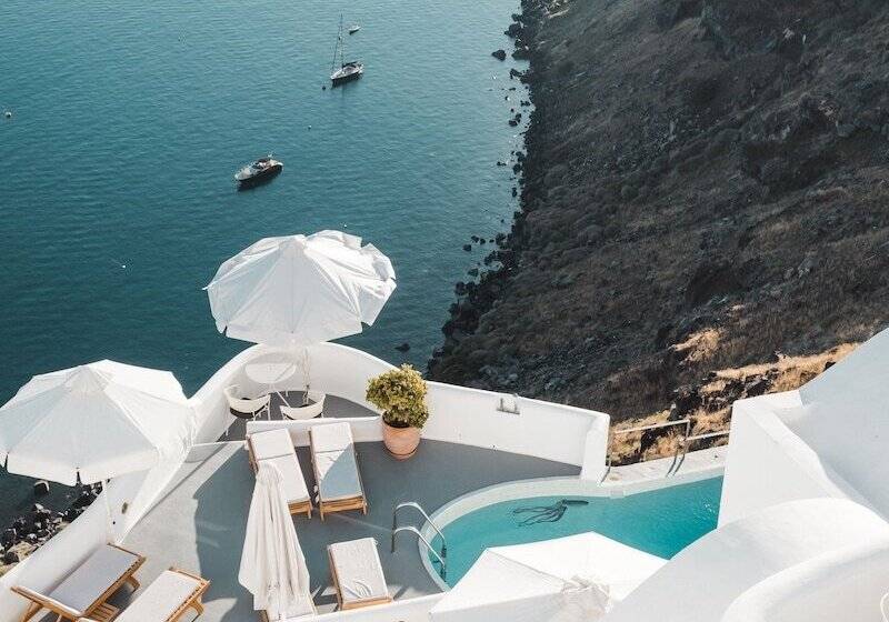 هتل Ikies Santorini