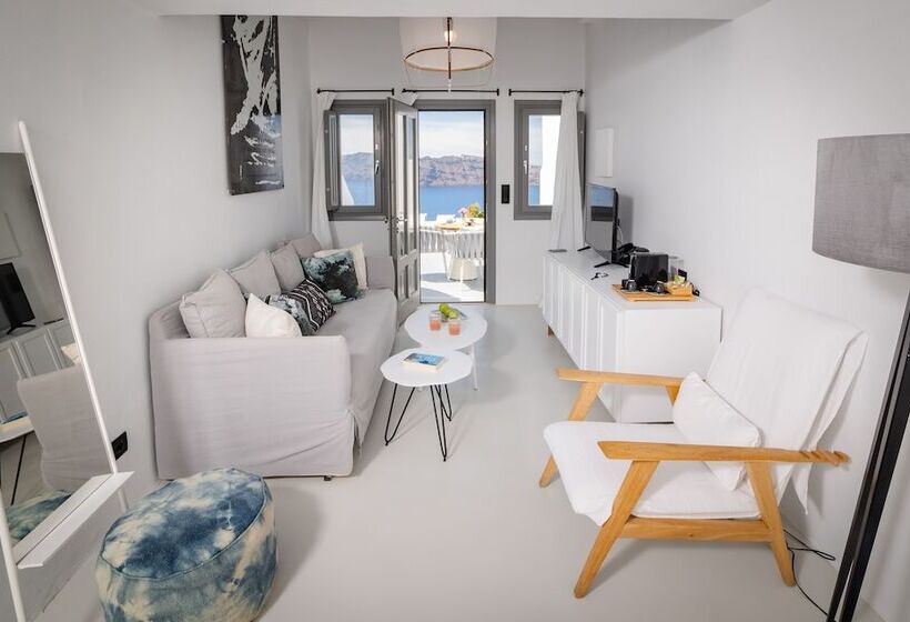 هتل Ikies Santorini