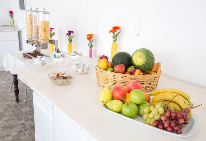 Отель Iliada Odysseas Resort