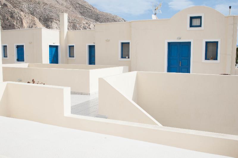 Отель Irigeneia