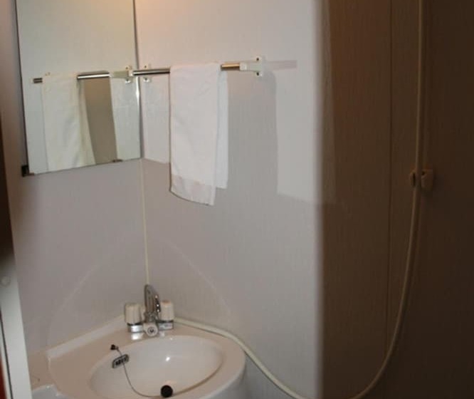 Otel Jinjiang Inn   Shanghai Changning