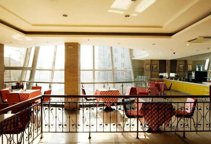 호텔 Jinjiang Inn Caobao Road Subway Station