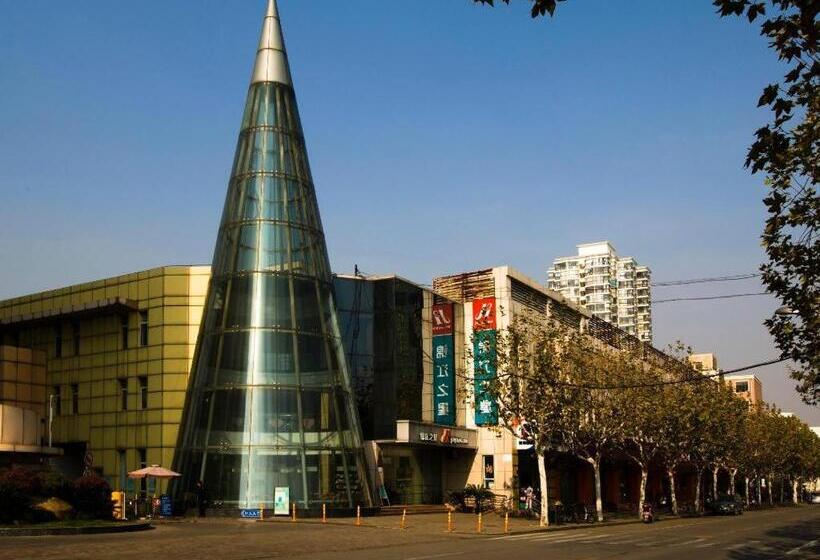 호텔 Jinjiang Inn Caobao Road Subway Station