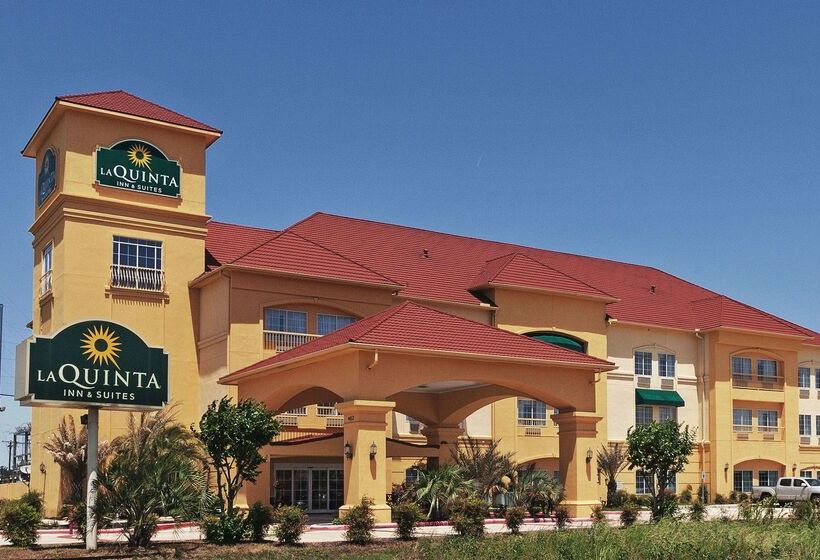 בית מלון כפרי La Quinta Inn & Suites By Wyndham Livingston