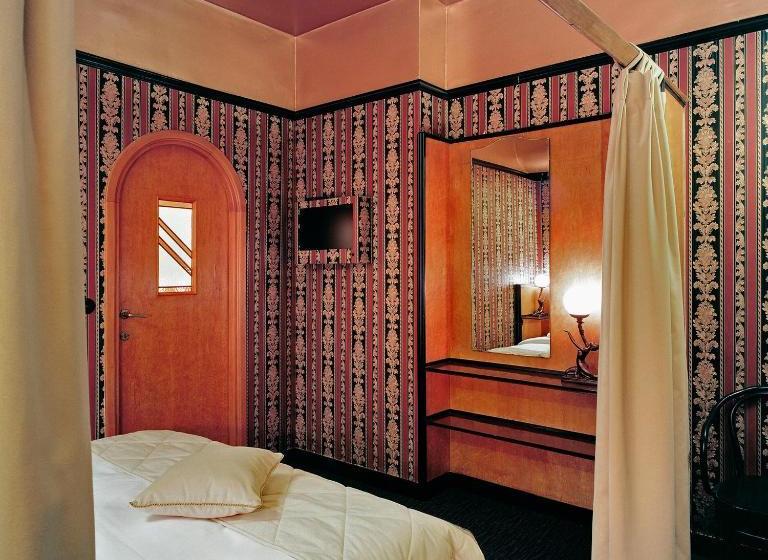 Hotel Latroupe Le Berger