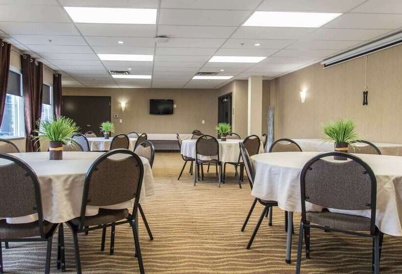 فندق Mainstay Suites Winnipeg